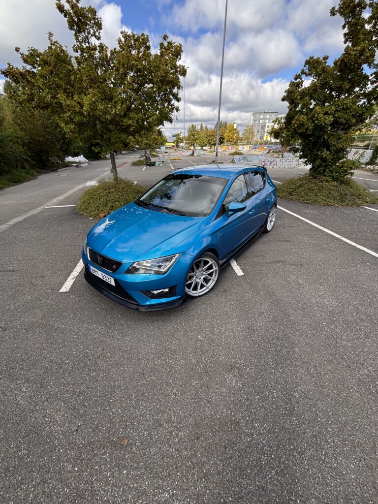 Seat Leon FR - fotka 4