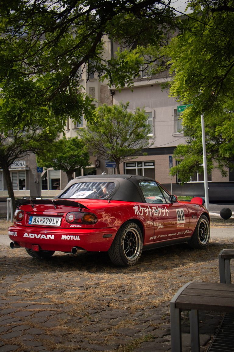 Mazda Miata MX-5 NA - fotka 4