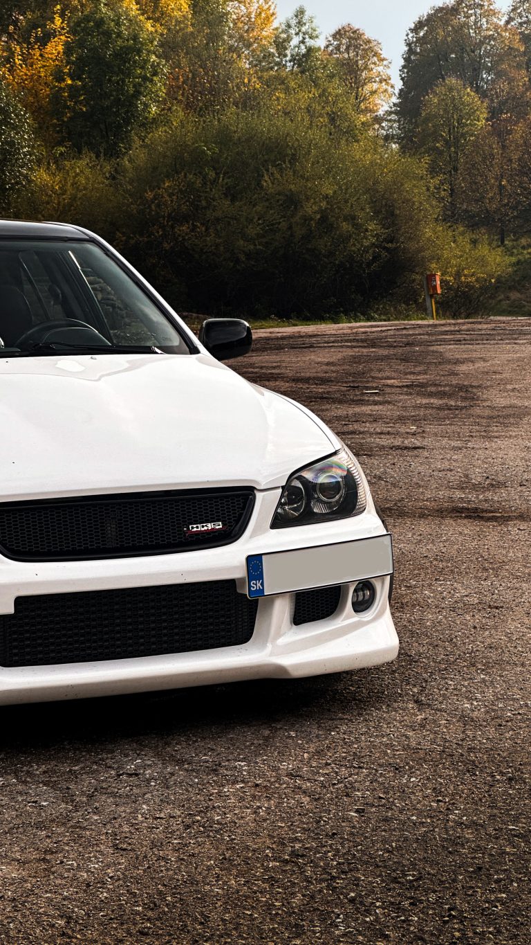 Lexus IS200 - fotka 8