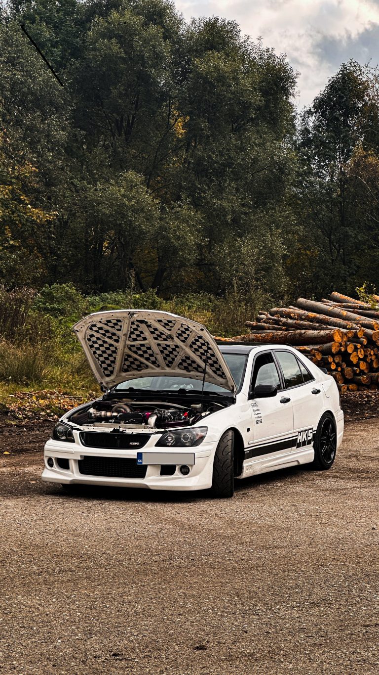 Lexus IS200 - fotka 6