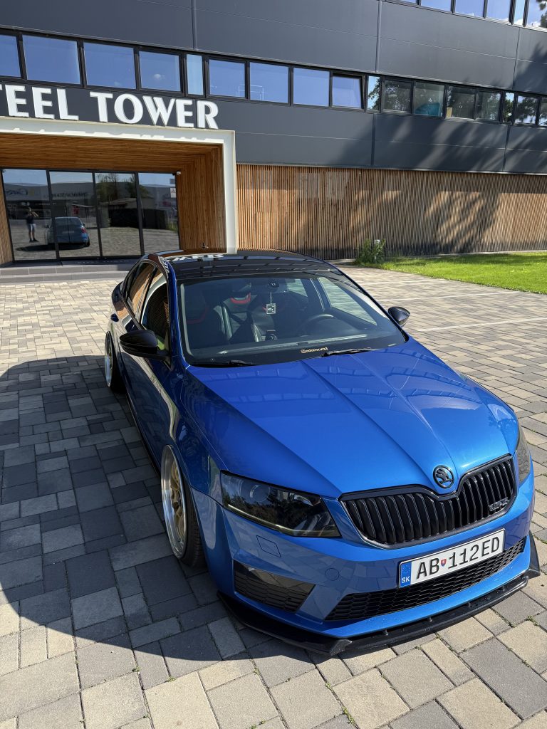 Škoda Octavia 3 VRS - fotka 2