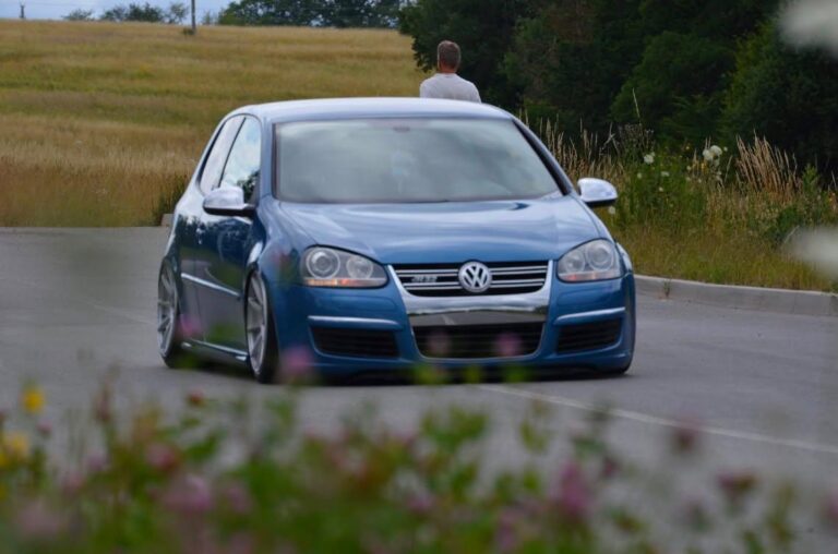 Volkswagen Golf mk5 - fotka 4
