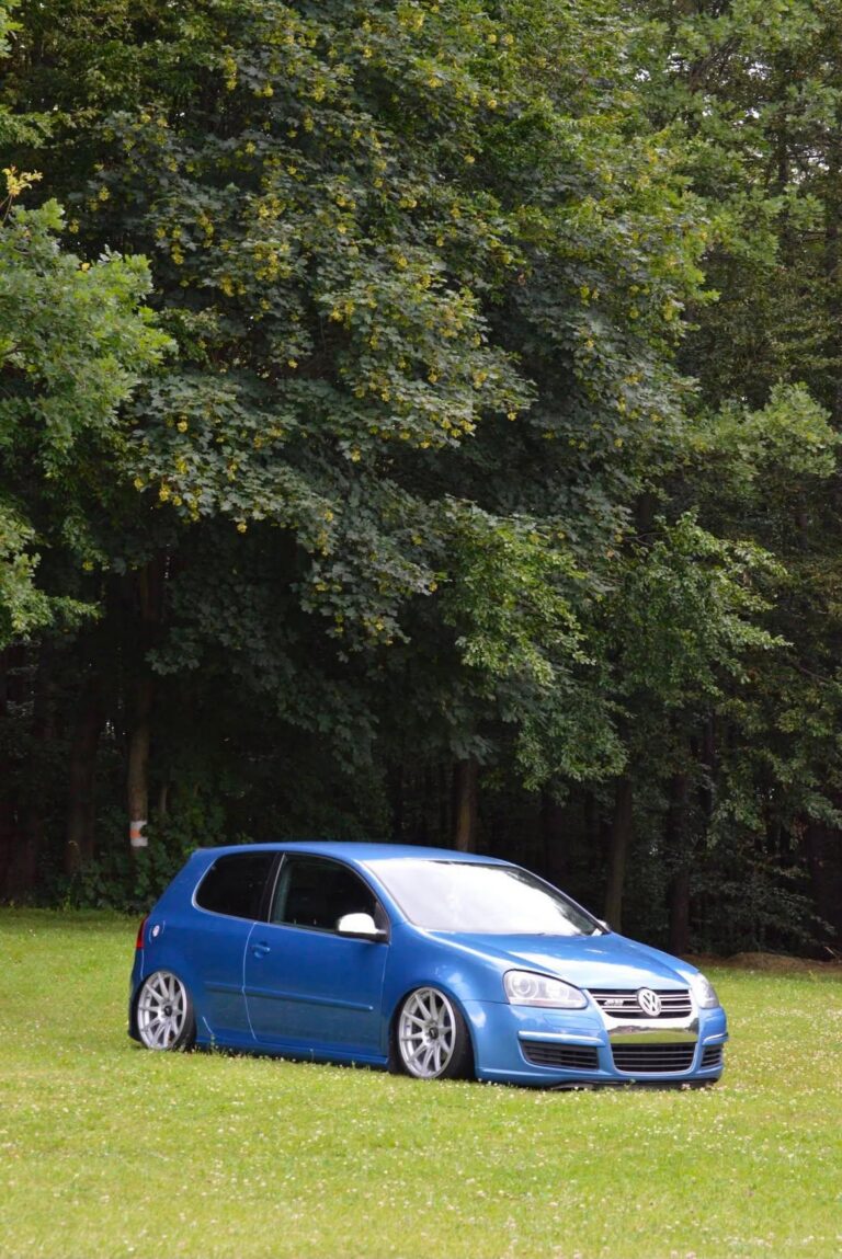 Volkswagen Golf mk5 - fotka 1