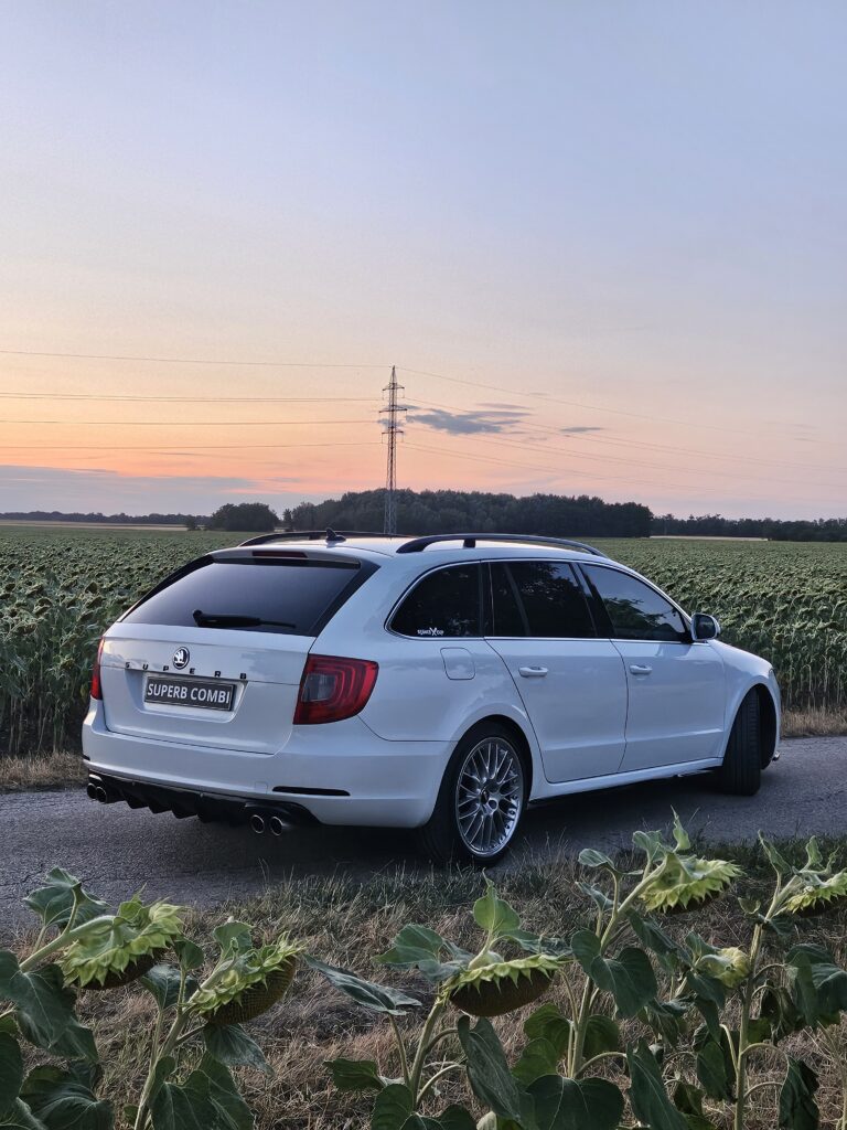 Škoda Superb 2 combi - fotka 3