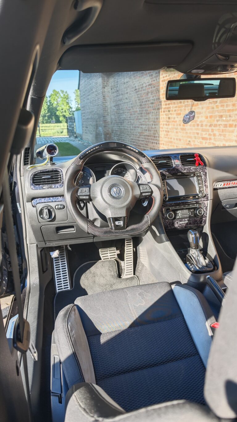 Volkswagen Golf 6 R - fotka 6