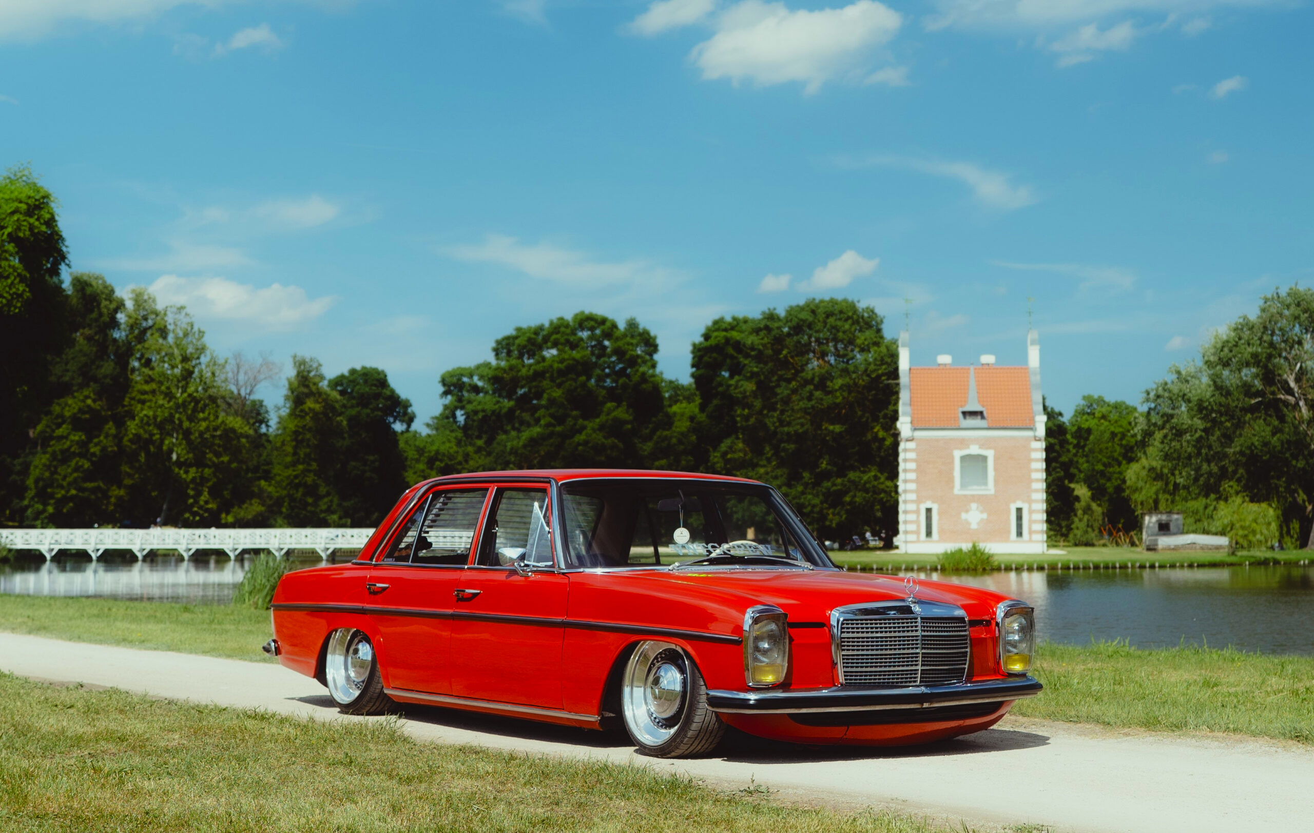 Mercedes W115