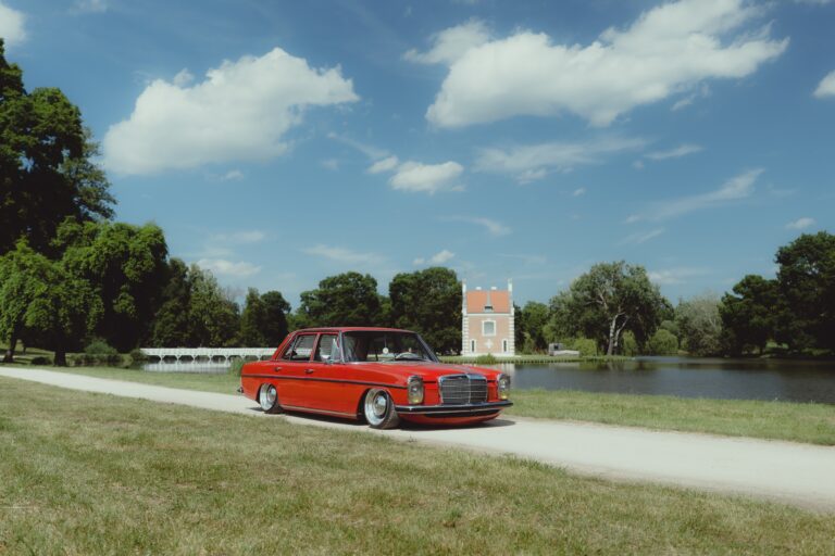 Mercedes W115 - fotka 8
