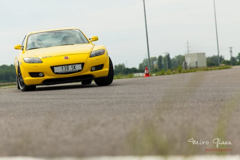 Mazda RX-8 - fotka 1