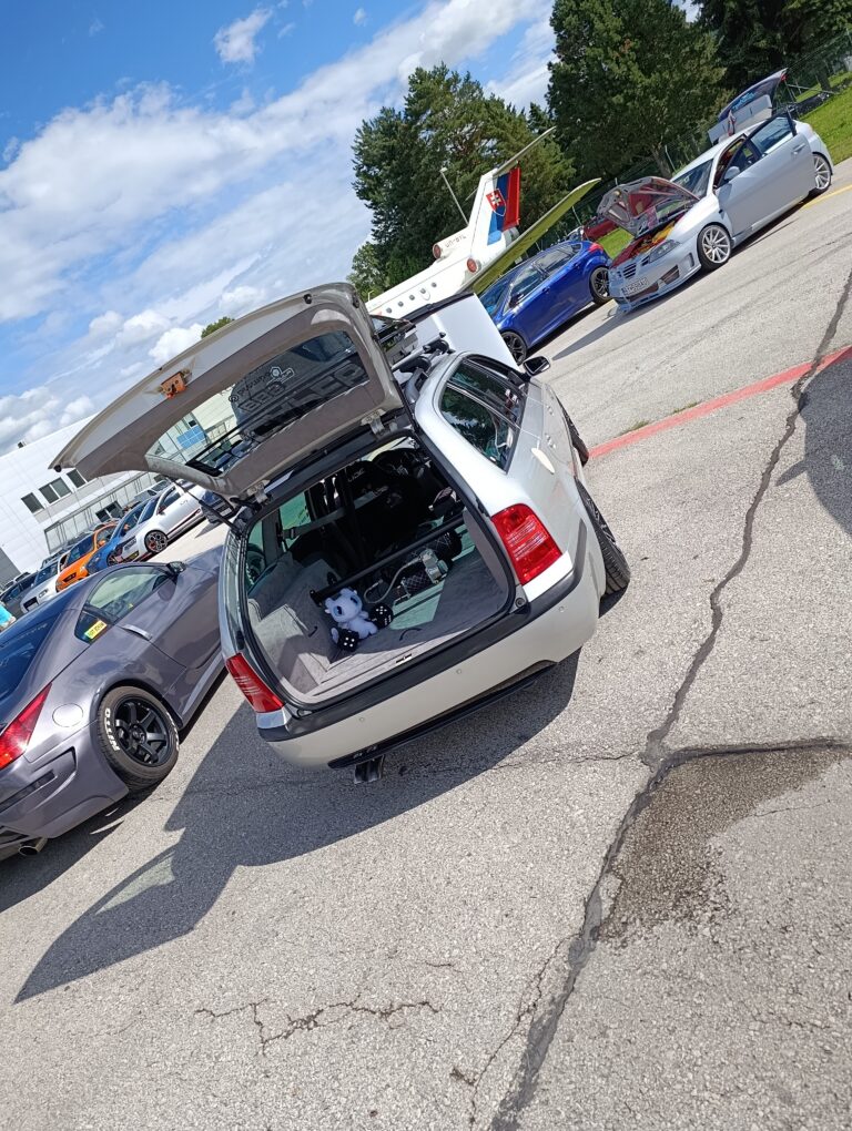 Škoda Octavia combi - fotka 3