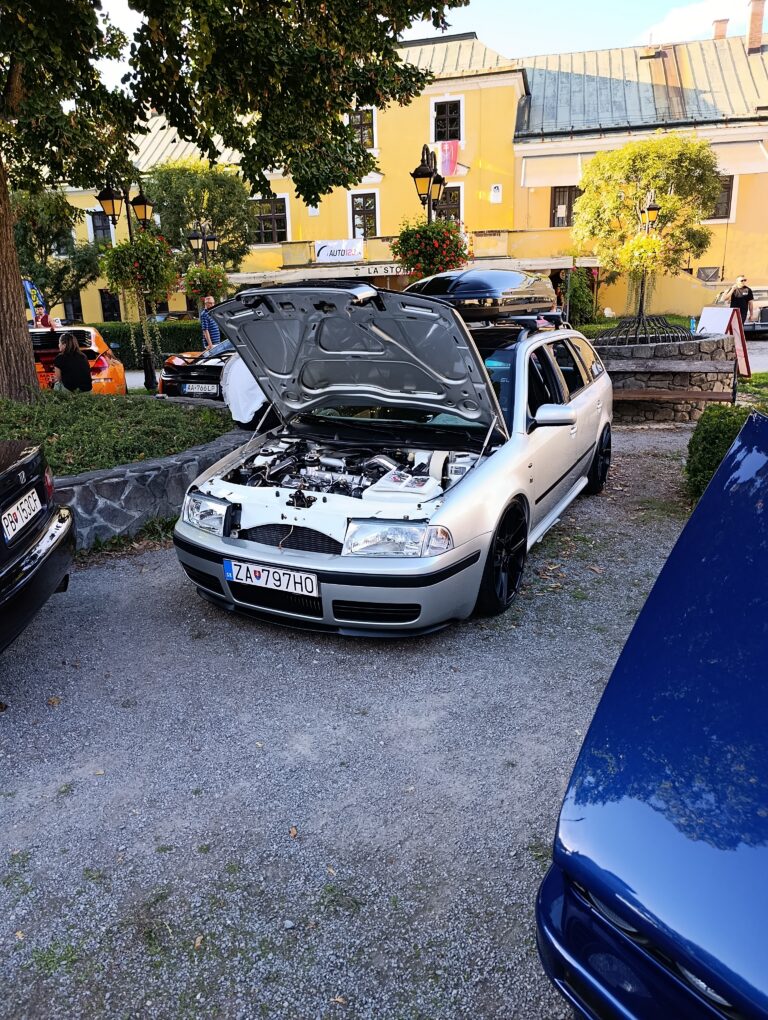 Škoda Octavia combi - fotka 20