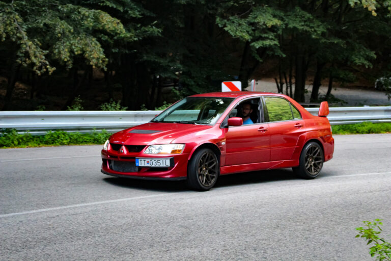 Mitsubishi Lancer Evolution 8 - fotka 13