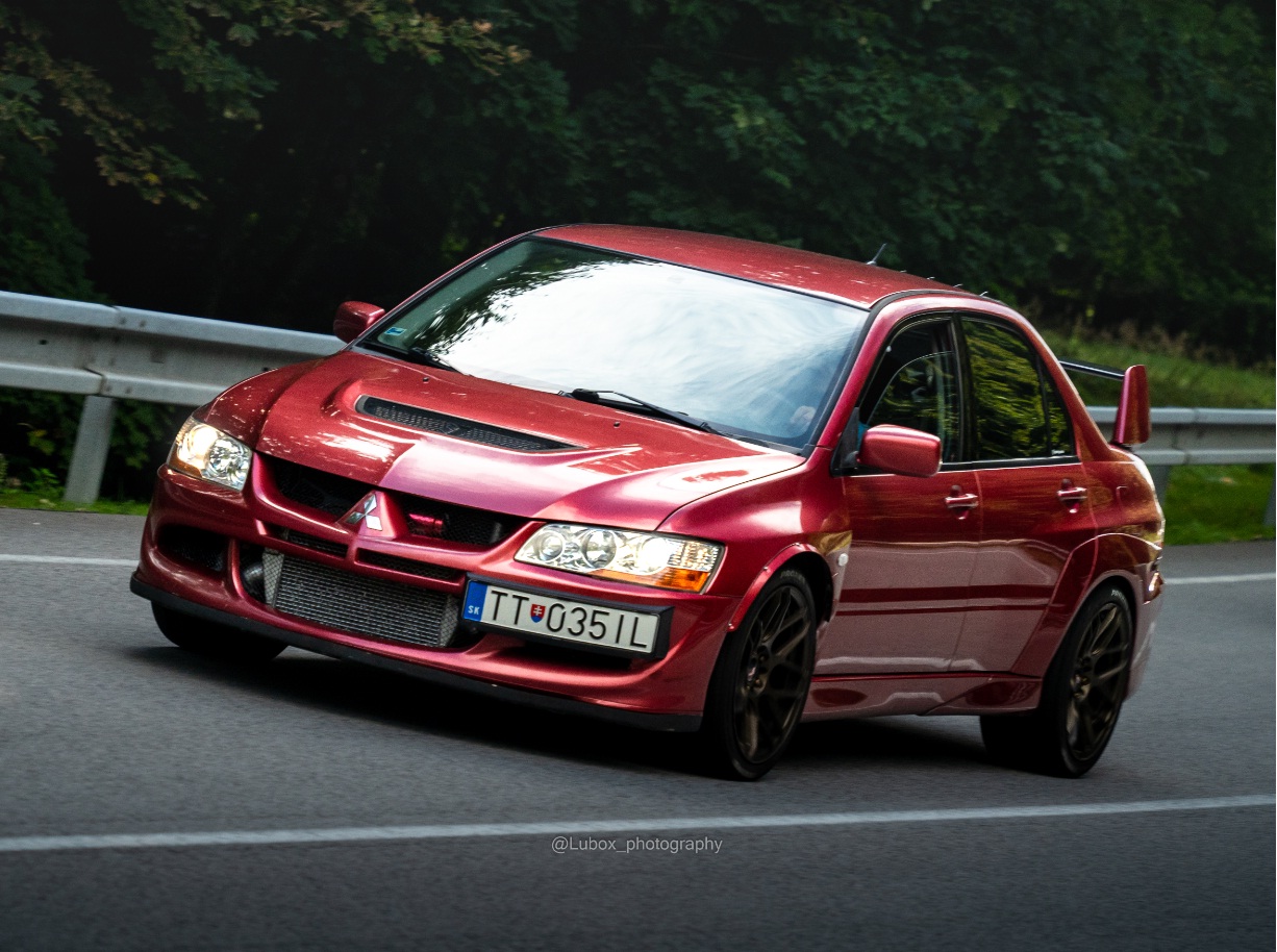 Mitsubishi Lancer Evolution 8