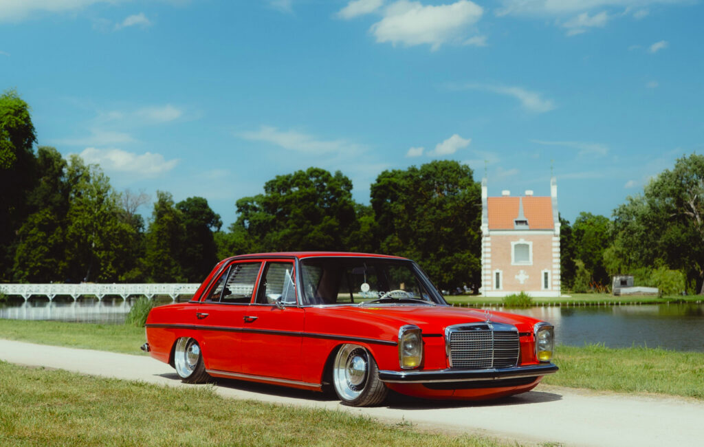 Mercedes W115
